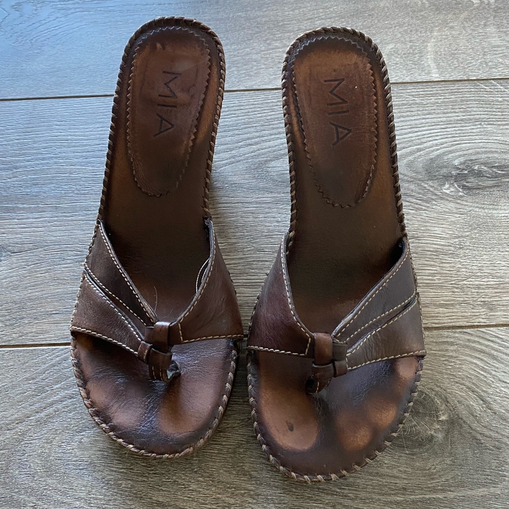 MIA slip on heeled brown sandals. Sz 7